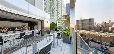 fairfield inn and suites midtown ny.